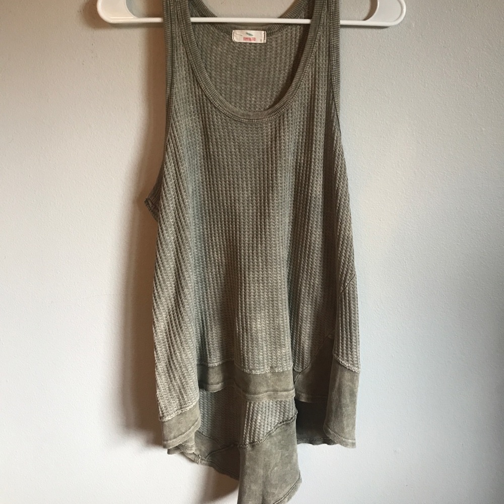 Green flowy tank